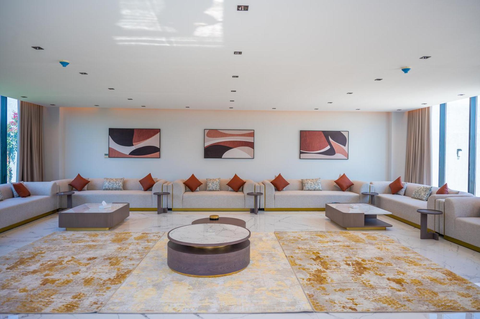 Q Hotel Resorts -ริยาดห์ ภายนอก รูปภาพ