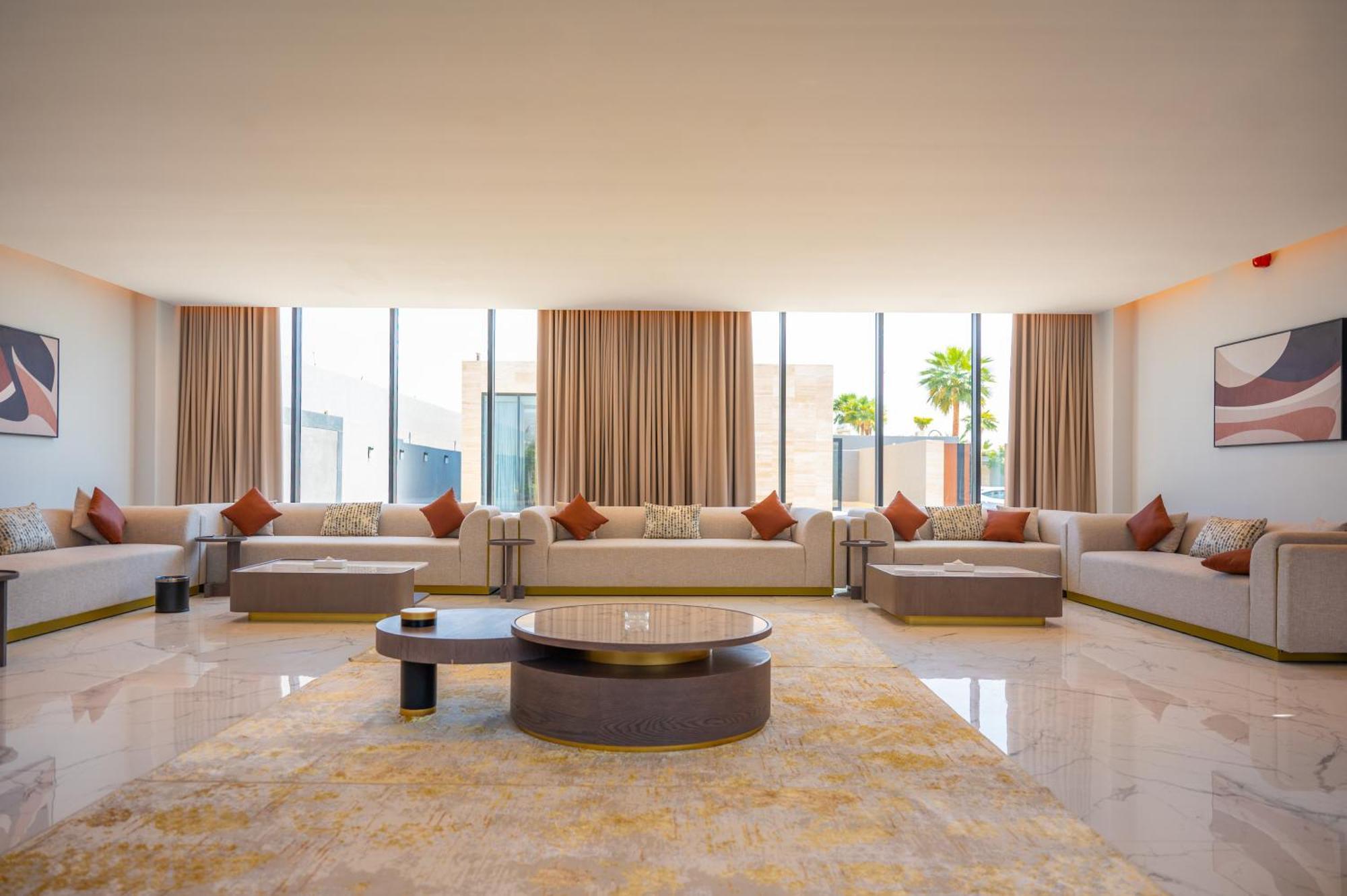 Q Hotel Resorts -ริยาดห์ ภายนอก รูปภาพ